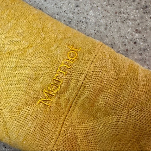 Marmot Yellow Quilted Pullover Jacket size XS - Picture 7 of 9